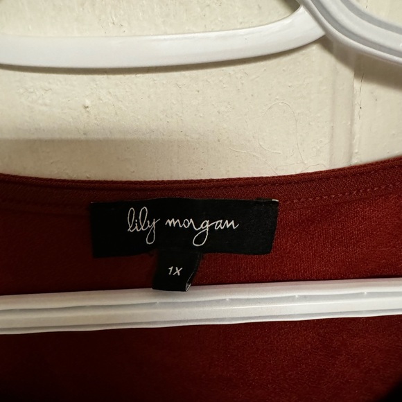 Lily Morgan Short-Sleeve Blouse - Picture 3 of 3